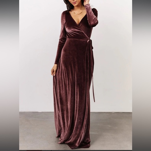 Baltic Born Esmeralda Wrap Velvet Dress Dusty Plum - Small - Picture 2 of 7